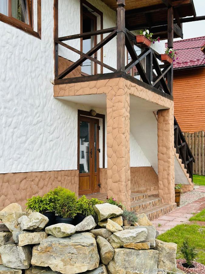 Guest House Lileya Boekovel Buitenkant foto
